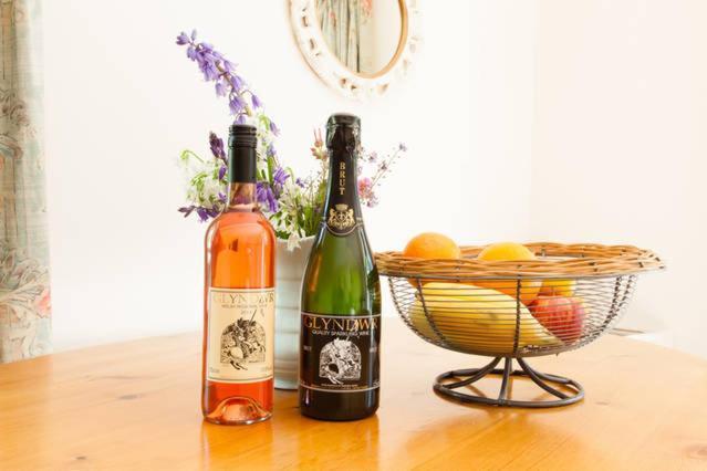 Hotel Glyndwr Vineyard Cowbridge Esterno foto